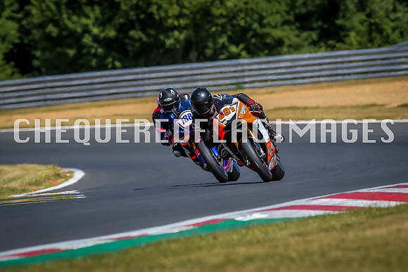 BI5I0280