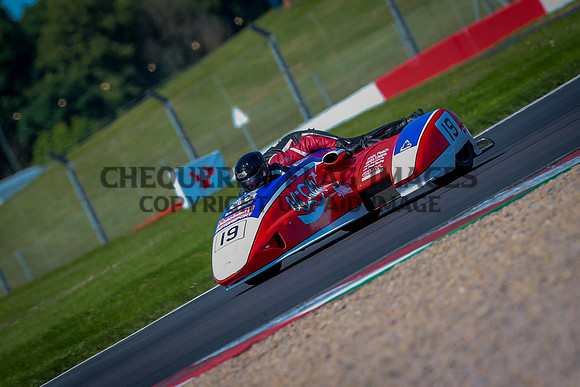 BI5I2832