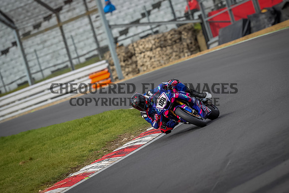 BI5I0761