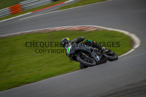 BI5I2385