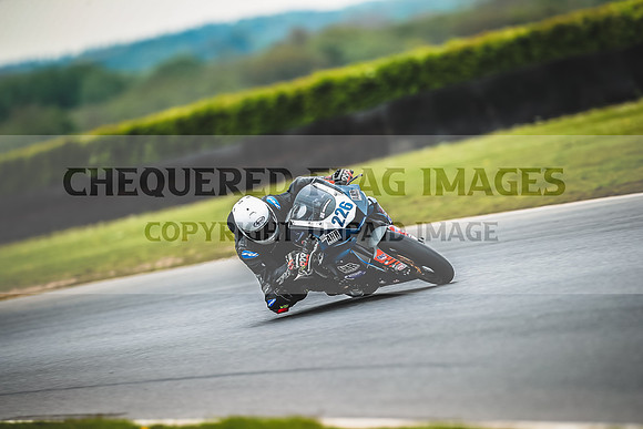 BI5I0821