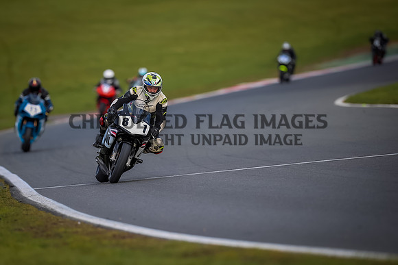 BI5I2228