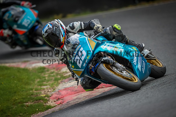 B1523425