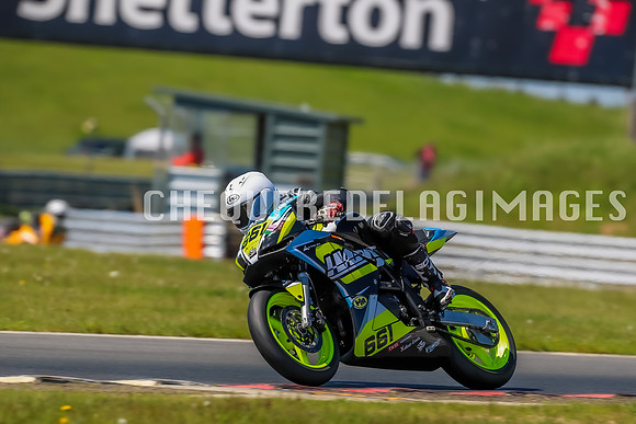 BI5I0736