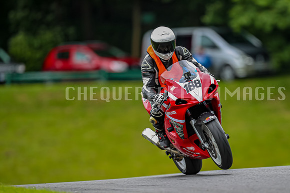 BI5I2046