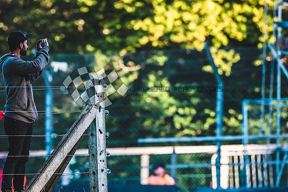 BI5I3805
