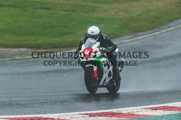 B1521087