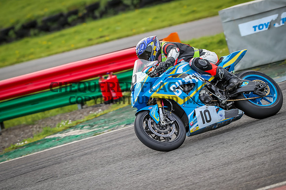 B1526361