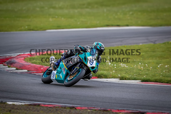 BI5I1535