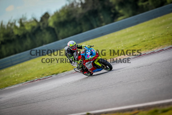 B1524235