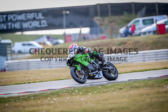 BI5I2648